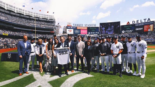 NEXT Trending Image: John Sterling honored by Yankees for 36 seasons and 5,631 games as radio voice